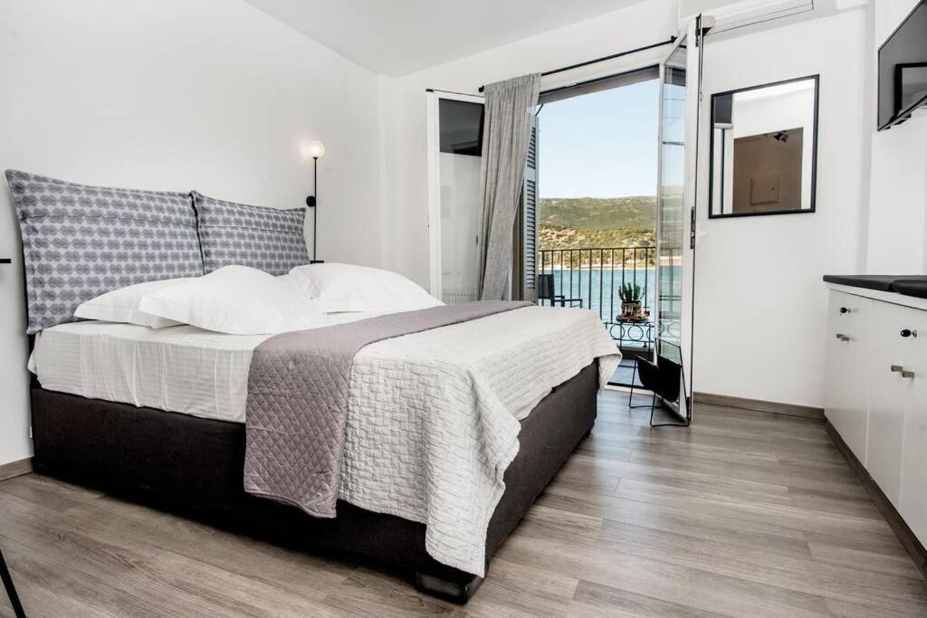 A & B Minimal Suite With Sea View In Argostoli Argostoli (Kefalonia) Exterior foto